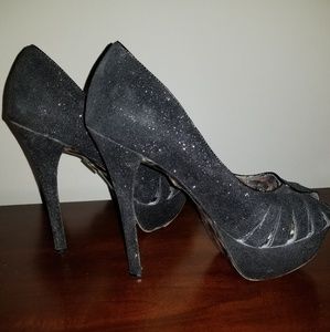 DESIGNER  BETSEY  Johnson HEElS